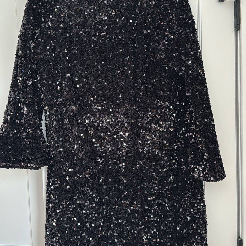 H&M Black Sequin Long Sleeve Dress